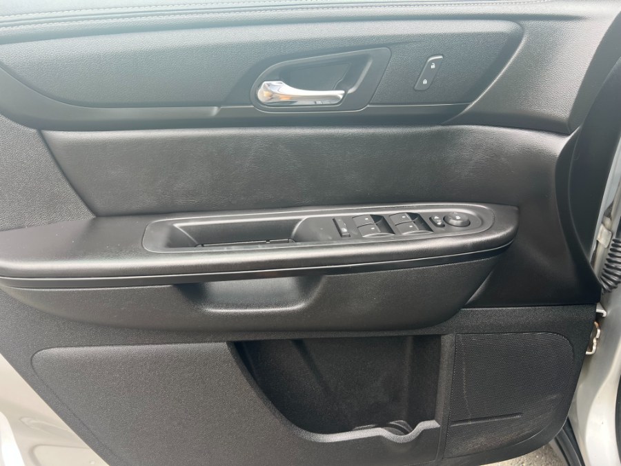2015 GMC Acadia AWD 4dr SLE w/SLE-2, available for sale in Bristol, Connecticut | Bristol Auto Center LLC. Bristol, Connecticut 2015 GMC Acadia AWD 4dr SLE w/SLE-2, available for sale in Bristol, Connecticut | Bristol Auto Center LLC. Bristol, Connecticut