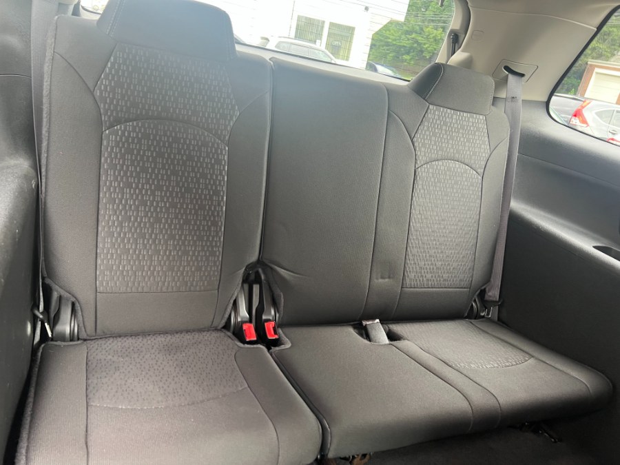 2015 GMC Acadia AWD 4dr SLE w/SLE-2, available for sale in Bristol, Connecticut | Bristol Auto Center LLC. Bristol, Connecticut 2015 GMC Acadia AWD 4dr SLE w/SLE-2, available for sale in Bristol, Connecticut | Bristol Auto Center LLC. Bristol, Connecticut