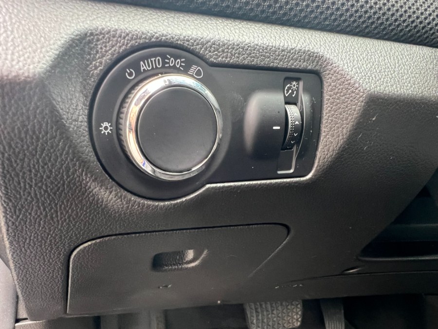 2013 Chevrolet Cruze 4dr Sdn Auto 1LT, available for sale in Bristol, Connecticut | Bristol Auto Center LLC. Bristol, Connecticut 2013 Chevrolet Cruze 4dr Sdn Auto 1LT, available for sale in Bristol, Connecticut | Bristol Auto Center LLC. Bristol, Connecticut