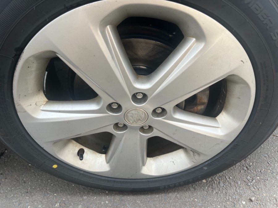 2015 Buick Encore AWD 4dr Convenience, available for sale in Bristol, Connecticut | Bristol Auto Center LLC. Bristol, Connecticut 2015 Buick Encore AWD 4dr Convenience, available for sale in Bristol, Connecticut | Bristol Auto Center LLC. Bristol, Connecticut