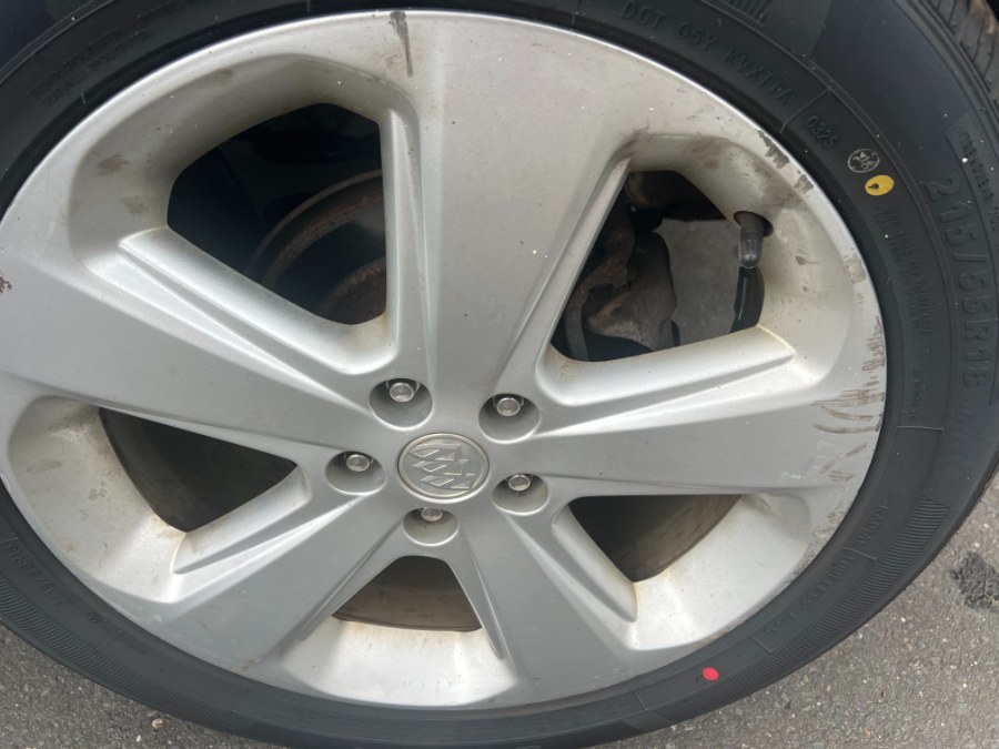 2015 Buick Encore AWD 4dr Convenience, available for sale in Bristol, Connecticut | Bristol Auto Center LLC. Bristol, Connecticut 2015 Buick Encore AWD 4dr Convenience, available for sale in Bristol, Connecticut | Bristol Auto Center LLC. Bristol, Connecticut