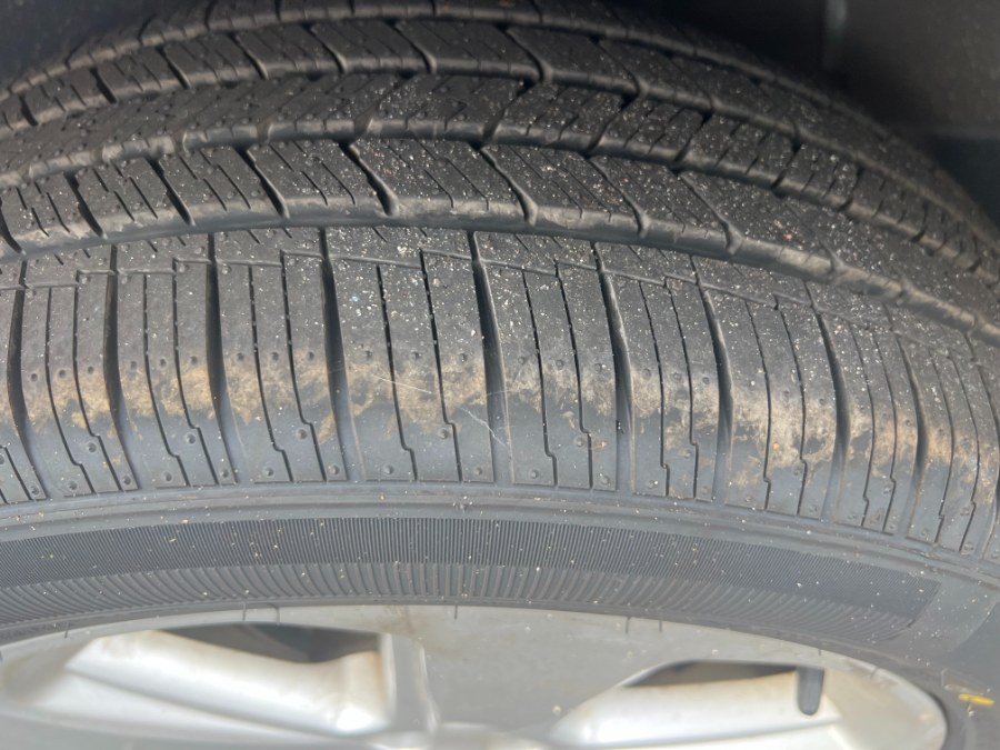 2015 Buick Encore AWD 4dr Convenience, available for sale in Bristol, Connecticut | Bristol Auto Center LLC. Bristol, Connecticut 2015 Buick Encore AWD 4dr Convenience, available for sale in Bristol, Connecticut | Bristol Auto Center LLC. Bristol, Connecticut