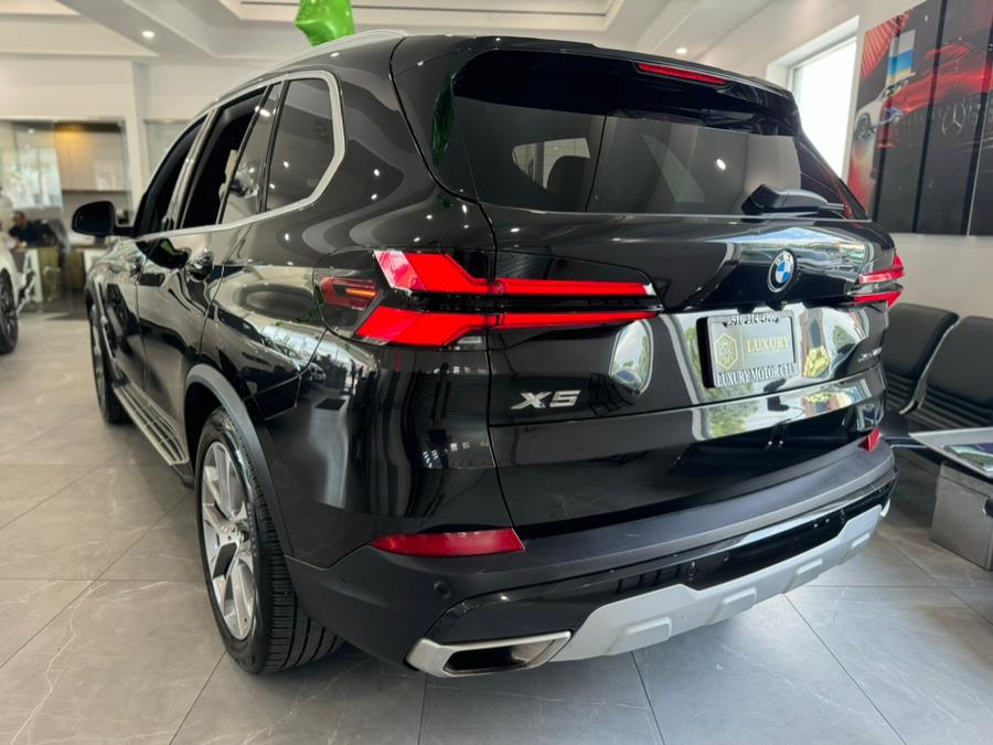 2024 BMW X5 xDrive40i Sports Activity Vehicle, available for sale in Franklin Square, New York | Luxury Motor Club. Franklin Square, New York 2024 BMW X5 xDrive40i Sports Activity Vehicle, available for sale in Franklin Square, New York | Luxury Motor Club. Franklin Square, New York