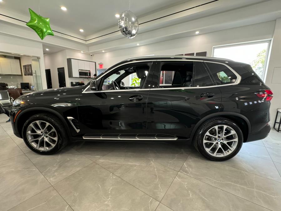 2024 BMW X5 xDrive40i Sports Activity Vehicle, available for sale in Franklin Square, New York | Luxury Motor Club. Franklin Square, New York 2024 BMW X5 xDrive40i Sports Activity Vehicle, available for sale in Franklin Square, New York | Luxury Motor Club. Franklin Square, New York