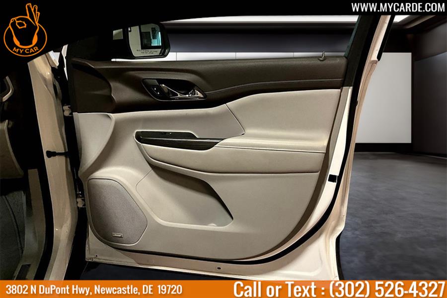 2023 GMC Acadia SLT, available for sale in New Castle, Delaware | My Car. New Castle, Delaware 2023 GMC Acadia SLT, available for sale in New Castle, Delaware | My Car. New Castle, Delaware