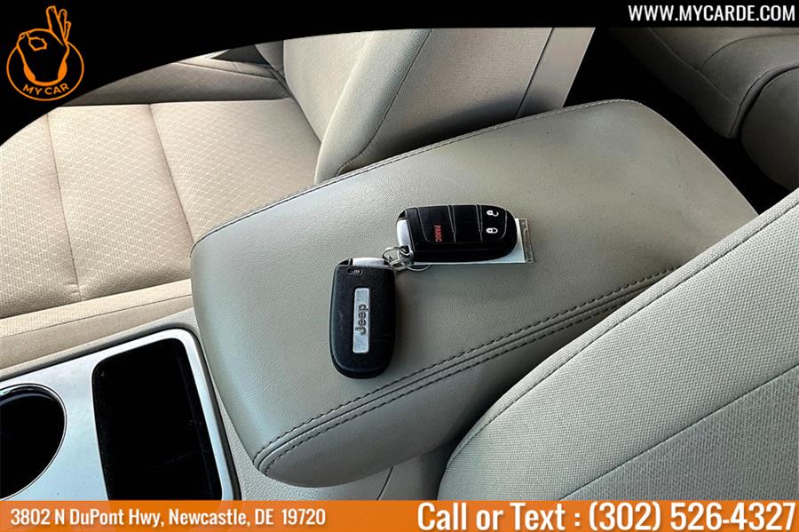 2022 Jeep Grand Cherokee Wk Laredo E, available for sale in New Castle, Delaware | My Car. New Castle, Delaware 2022 Jeep Grand Cherokee Wk Laredo E, available for sale in New Castle, Delaware | My Car. New Castle, Delaware