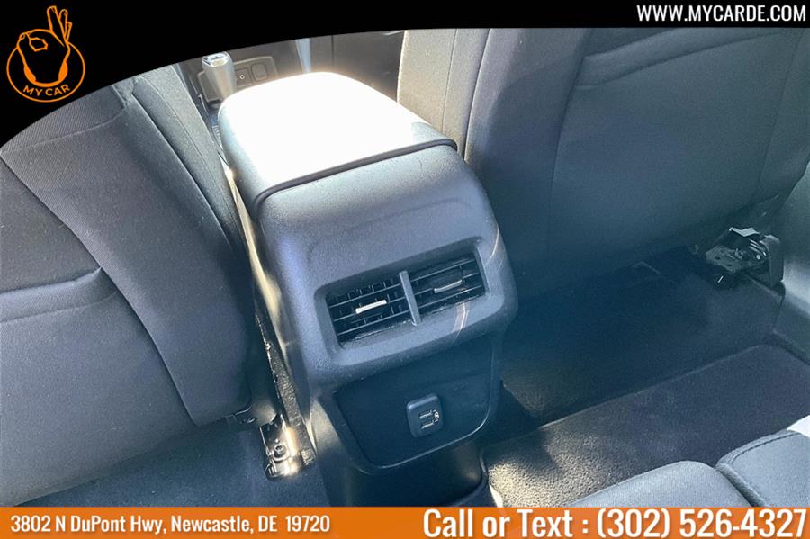 2021 Chevrolet Equinox LT, available for sale in New Castle, Delaware | My Car. New Castle, Delaware 2021 Chevrolet Equinox LT, available for sale in New Castle, Delaware | My Car. New Castle, Delaware