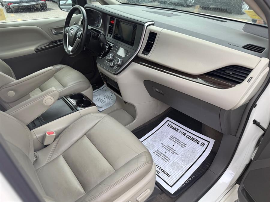 2016 Toyota Sienna XLE, available for sale in Lawrence, Massachusetts | Home Run Auto Sales Inc. Lawrence, Massachusetts 2016 Toyota Sienna XLE, available for sale in Lawrence, Massachusetts | Home Run Auto Sales Inc. Lawrence, Massachusetts