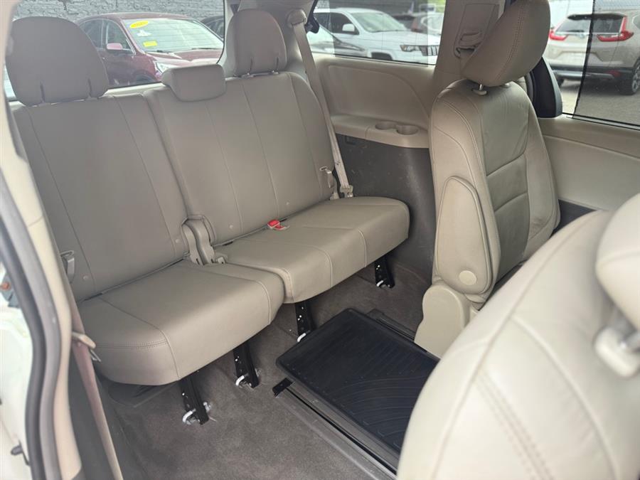 2016 Toyota Sienna XLE, available for sale in Lawrence, Massachusetts | Home Run Auto Sales Inc. Lawrence, Massachusetts 2016 Toyota Sienna XLE, available for sale in Lawrence, Massachusetts | Home Run Auto Sales Inc. Lawrence, Massachusetts