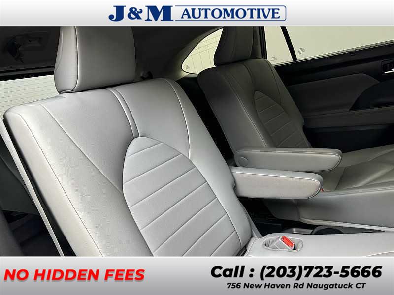 2021 Toyota Highlander XLE, available for sale in Naugatuck, Connecticut | J&M Automotive Sls&Svc LLC. Naugatuck, Connecticut 2021 Toyota Highlander XLE, available for sale in Naugatuck, Connecticut | J&M Automotive Sls&Svc LLC. Naugatuck, Connecticut