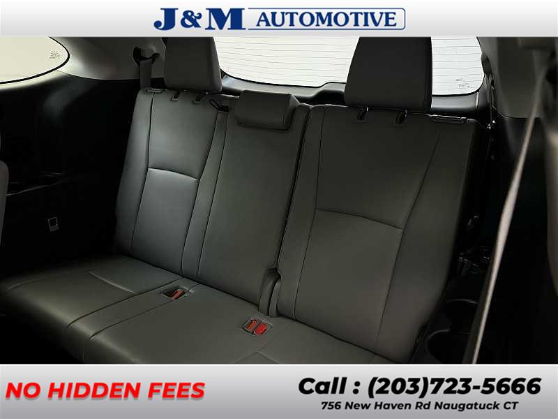 2021 Toyota Highlander XLE, available for sale in Naugatuck, Connecticut | J&M Automotive Sls&Svc LLC. Naugatuck, Connecticut 2021 Toyota Highlander XLE, available for sale in Naugatuck, Connecticut | J&M Automotive Sls&Svc LLC. Naugatuck, Connecticut