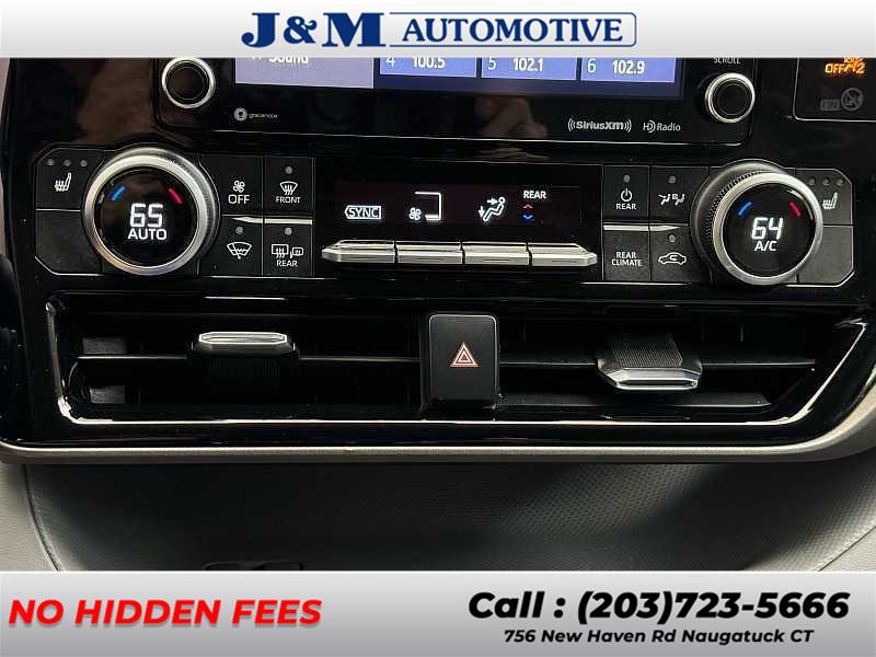 2021 Toyota Highlander XLE, available for sale in Naugatuck, Connecticut | J&M Automotive Sls&Svc LLC. Naugatuck, Connecticut 2021 Toyota Highlander XLE, available for sale in Naugatuck, Connecticut | J&M Automotive Sls&Svc LLC. Naugatuck, Connecticut