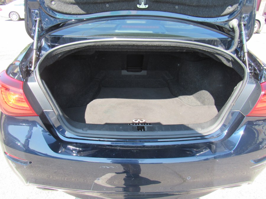 2018 INFINITI Q70 LUXE, available for sale in Worcester, Massachusetts | Hilario's Auto Sales Inc.. Worcester, Massachusetts 2018 INFINITI Q70 LUXE, available for sale in Worcester, Massachusetts | Hilario's Auto Sales Inc.. Worcester, Massachusetts