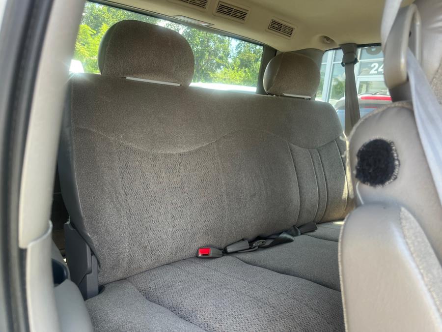 2005 GMC Safari Ext 111" WB AWD, available for sale in Rosedale, New York | Sunrise Auto Sales. Rosedale, New York 2005 GMC Safari Ext 111" WB AWD, available for sale in Rosedale, New York | Sunrise Auto Sales. Rosedale, New York