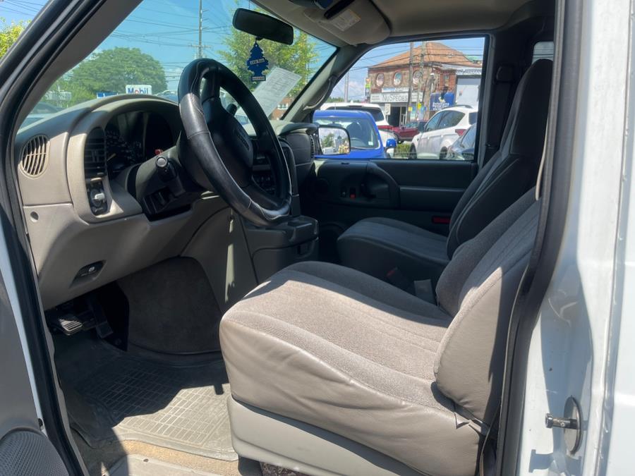 2005 GMC Safari Ext 111" WB AWD, available for sale in Rosedale, New York | Sunrise Auto Sales. Rosedale, New York 2005 GMC Safari Ext 111" WB AWD, available for sale in Rosedale, New York | Sunrise Auto Sales. Rosedale, New York