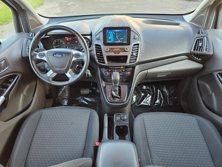 2022 Ford Transit Connect Wagon XLT LWB w/Rear Liftgate, available for sale in East Windsor, Connecticut | Toro Auto. East Windsor, Connecticut 2022 Ford Transit Connect Wagon XLT LWB w/Rear Liftgate, available for sale in East Windsor, Connecticut | Toro Auto. East Windsor, Connecticut