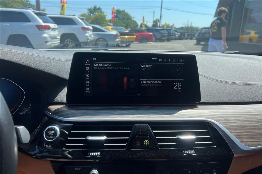 2020 Bmw 530i xDrive Sedan photo 14