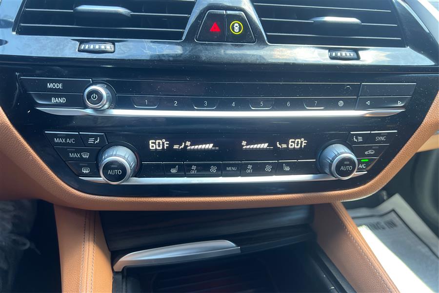 2020 Bmw 530i xDrive Sedan photo 31