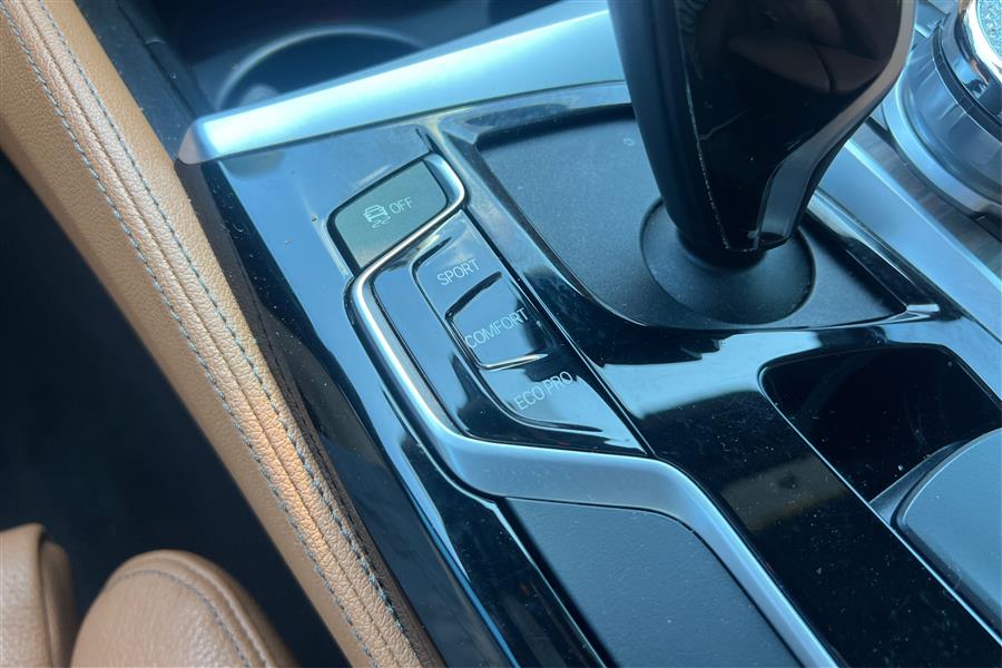 2020 Bmw 530i xDrive Sedan photo 34
