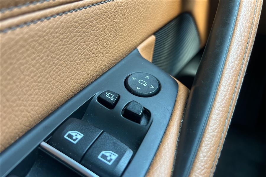 2020 Bmw 530i xDrive Sedan photo 37