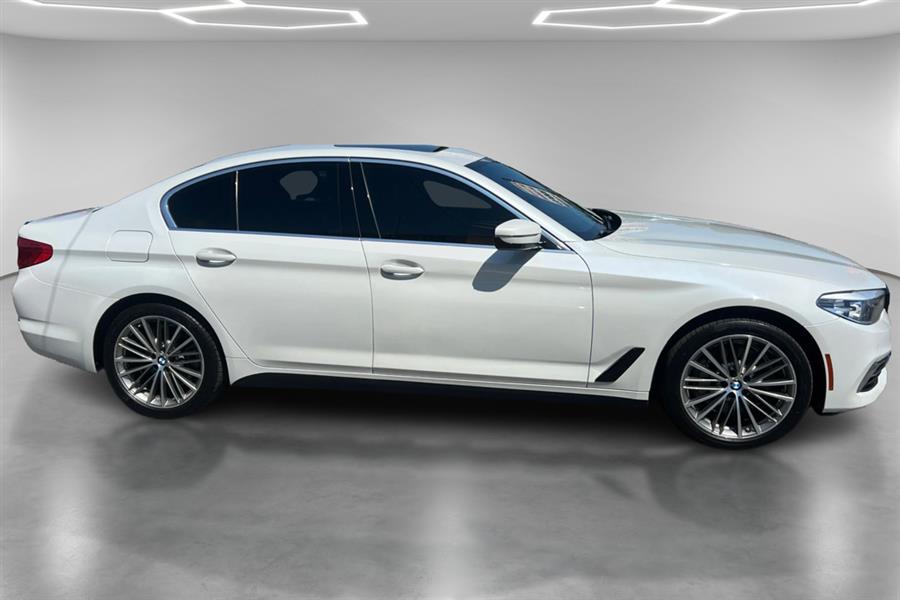 2020 Bmw 530i xDrive Sedan photo 3