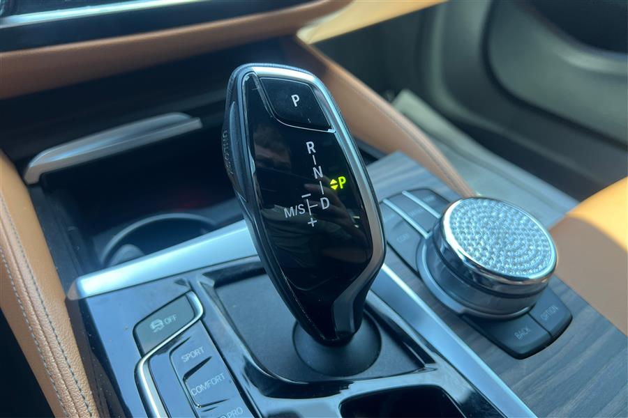 2020 Bmw 530i xDrive Sedan photo 41