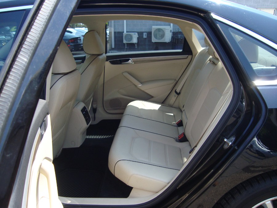 2016 Volkswagen Passat 4dr Sdn 1.8T Auto SE PZEV, available for sale in Manchester, Connecticut | Yara Motors. Manchester, Connecticut 2016 Volkswagen Passat 4dr Sdn 1.8T Auto SE PZEV, available for sale in Manchester, Connecticut | Yara Motors. Manchester, Connecticut