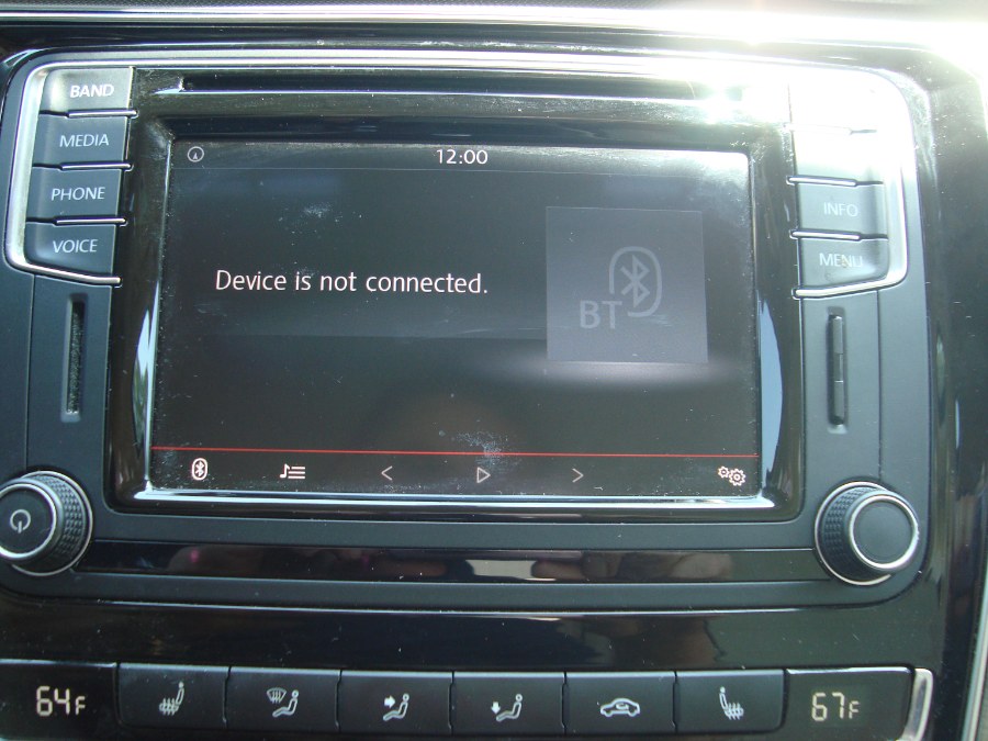 2016 Volkswagen Passat 4dr Sdn 1.8T Auto SE PZEV, available for sale in Manchester, Connecticut | Yara Motors. Manchester, Connecticut 2016 Volkswagen Passat 4dr Sdn 1.8T Auto SE PZEV, available for sale in Manchester, Connecticut | Yara Motors. Manchester, Connecticut