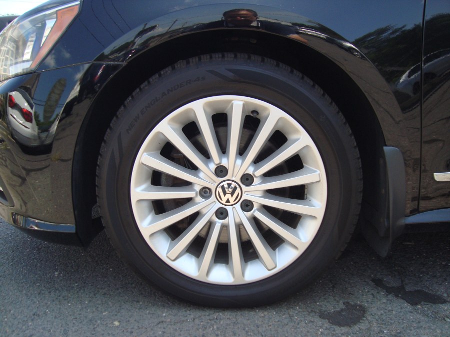 2016 Volkswagen Passat 4dr Sdn 1.8T Auto SE PZEV, available for sale in Manchester, Connecticut | Yara Motors. Manchester, Connecticut 2016 Volkswagen Passat 4dr Sdn 1.8T Auto SE PZEV, available for sale in Manchester, Connecticut | Yara Motors. Manchester, Connecticut