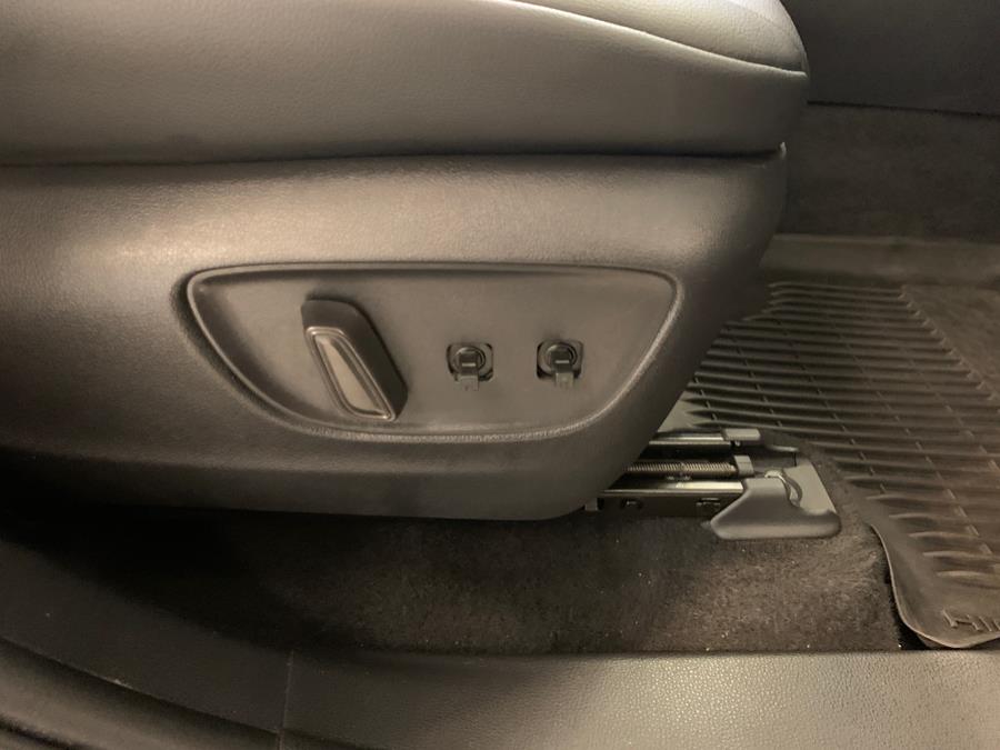 2022 Toyota Highlander XLE AWD (Natl), available for sale in Hillside, New Jersey | Euro Lux Auto. Hillside, New Jersey 2022 Toyota Highlander XLE AWD (Natl), available for sale in Hillside, New Jersey | Euro Lux Auto. Hillside, New Jersey