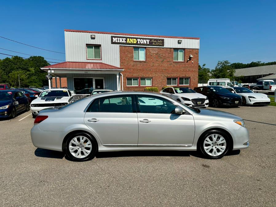 2012 Toyota Avalon 4dr Sdn Limited, available for sale in South Windsor, Connecticut | Mike And Tony Auto Sales, Inc. South Windsor, Connecticut 2012 Toyota Avalon 4dr Sdn Limited, available for sale in South Windsor, Connecticut | Mike And Tony Auto Sales, Inc. South Windsor, Connecticut