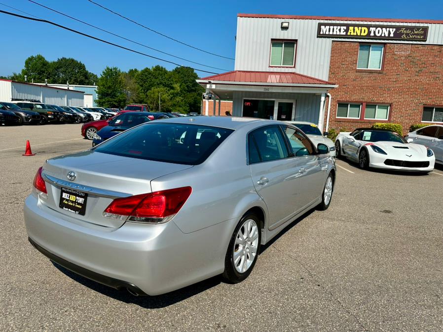 2012 Toyota Avalon 4dr Sdn Limited, available for sale in South Windsor, Connecticut | Mike And Tony Auto Sales, Inc. South Windsor, Connecticut 2012 Toyota Avalon 4dr Sdn Limited, available for sale in South Windsor, Connecticut | Mike And Tony Auto Sales, Inc. South Windsor, Connecticut