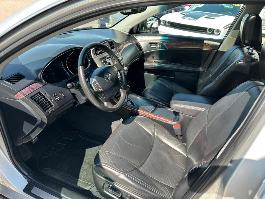 2012 Toyota Avalon 4dr Sdn Limited, available for sale in South Windsor, Connecticut | Mike And Tony Auto Sales, Inc. South Windsor, Connecticut 2012 Toyota Avalon 4dr Sdn Limited, available for sale in South Windsor, Connecticut | Mike And Tony Auto Sales, Inc. South Windsor, Connecticut