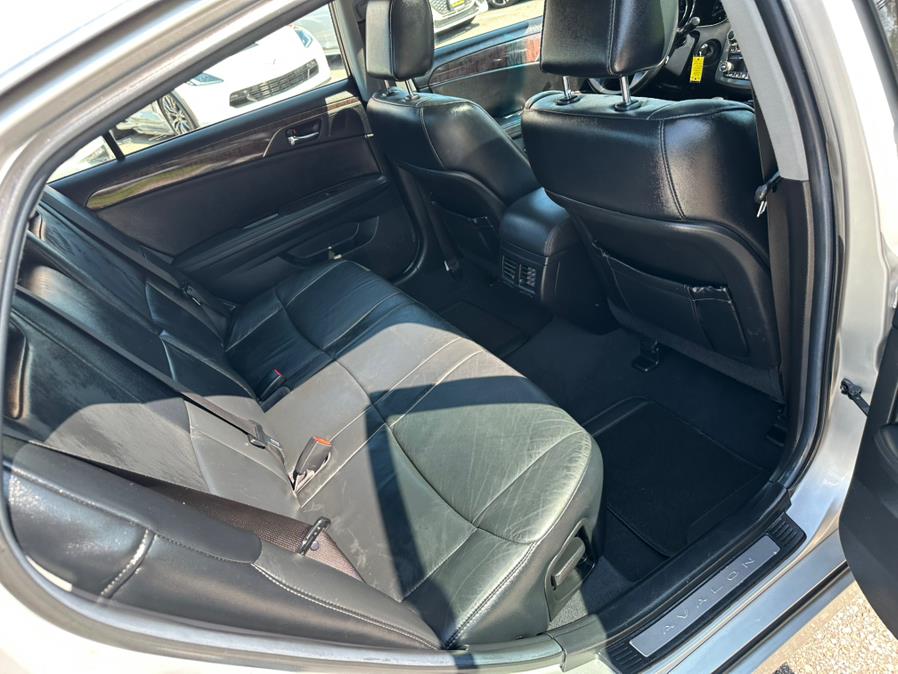 2012 Toyota Avalon 4dr Sdn Limited, available for sale in South Windsor, Connecticut | Mike And Tony Auto Sales, Inc. South Windsor, Connecticut 2012 Toyota Avalon 4dr Sdn Limited, available for sale in South Windsor, Connecticut | Mike And Tony Auto Sales, Inc. South Windsor, Connecticut