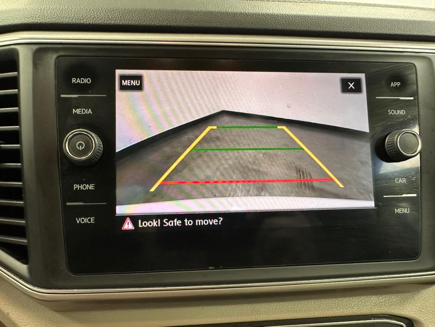 2019 Volkswagen Atlas 3.6L V6 SE w/Technology 4MOTION, available for sale in Linden, New Jersey | East Coast Auto Group. Linden, New Jersey 2019 Volkswagen Atlas 3.6L V6 SE w/Technology 4MOTION, available for sale in Linden, New Jersey | East Coast Auto Group. Linden, New Jersey