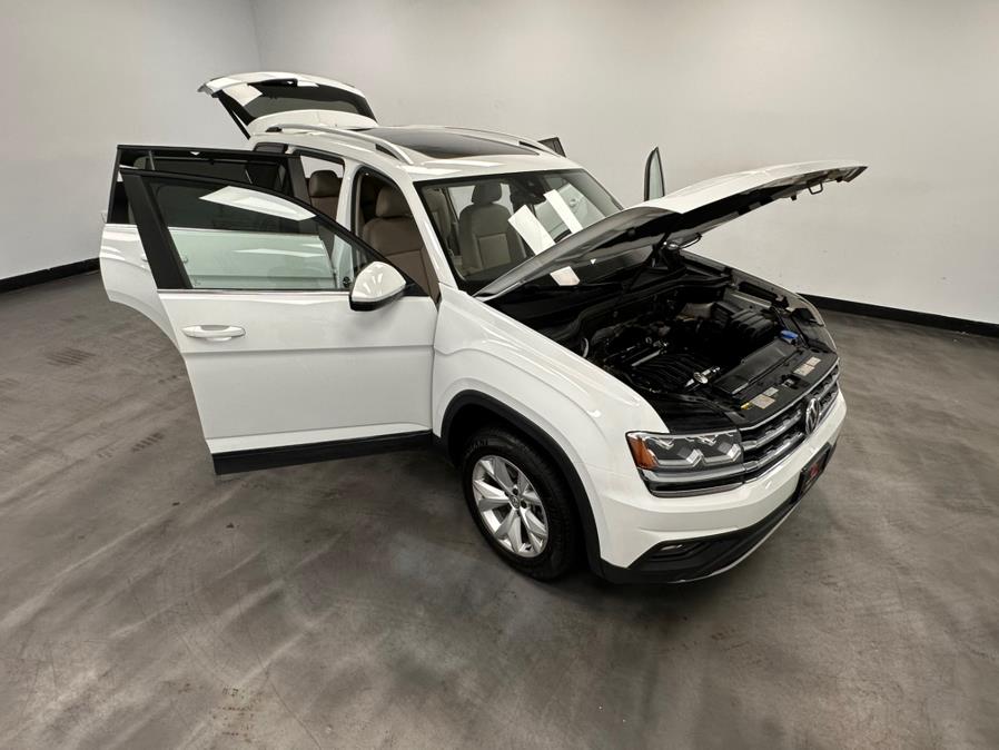 2019 Volkswagen Atlas 3.6L V6 SE w/Technology 4MOTION, available for sale in Linden, New Jersey | East Coast Auto Group. Linden, New Jersey 2019 Volkswagen Atlas 3.6L V6 SE w/Technology 4MOTION, available for sale in Linden, New Jersey | East Coast Auto Group. Linden, New Jersey