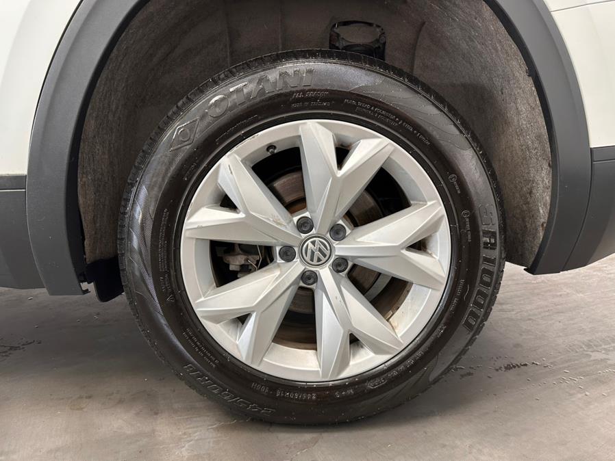 2019 Volkswagen Atlas 3.6L V6 SE w/Technology 4MOTION, available for sale in Linden, New Jersey | East Coast Auto Group. Linden, New Jersey 2019 Volkswagen Atlas 3.6L V6 SE w/Technology 4MOTION, available for sale in Linden, New Jersey | East Coast Auto Group. Linden, New Jersey