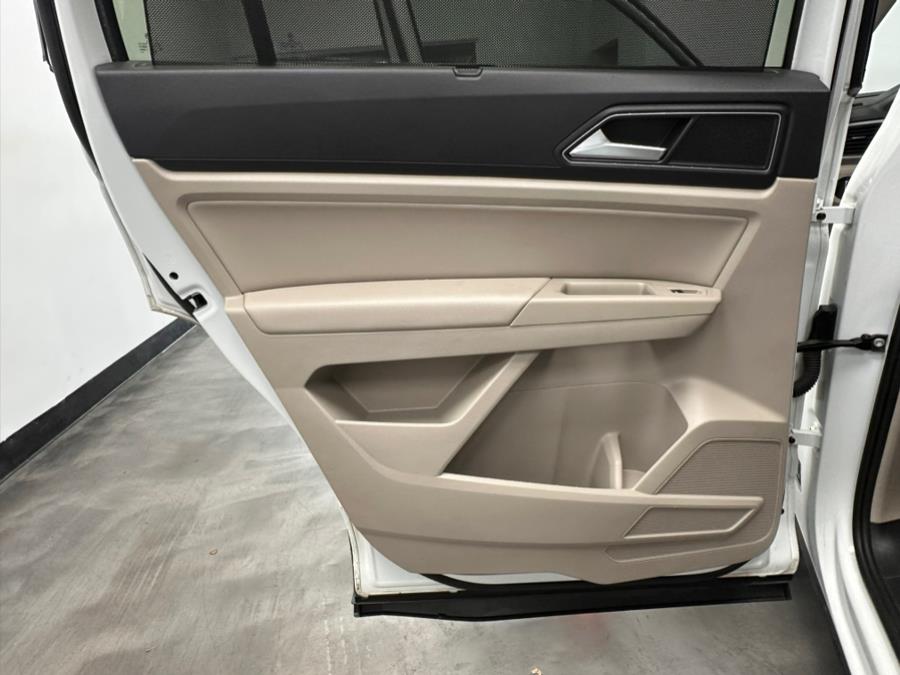 2019 Volkswagen Atlas 3.6L V6 SE w/Technology 4MOTION, available for sale in Linden, New Jersey | East Coast Auto Group. Linden, New Jersey 2019 Volkswagen Atlas 3.6L V6 SE w/Technology 4MOTION, available for sale in Linden, New Jersey | East Coast Auto Group. Linden, New Jersey