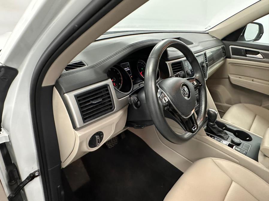 2019 Volkswagen Atlas 3.6L V6 SE w/Technology 4MOTION, available for sale in Linden, New Jersey | East Coast Auto Group. Linden, New Jersey 2019 Volkswagen Atlas 3.6L V6 SE w/Technology 4MOTION, available for sale in Linden, New Jersey | East Coast Auto Group. Linden, New Jersey