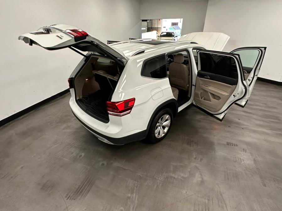 2019 Volkswagen Atlas 3.6L V6 SE w/Technology 4MOTION, available for sale in Linden, New Jersey | East Coast Auto Group. Linden, New Jersey 2019 Volkswagen Atlas 3.6L V6 SE w/Technology 4MOTION, available for sale in Linden, New Jersey | East Coast Auto Group. Linden, New Jersey