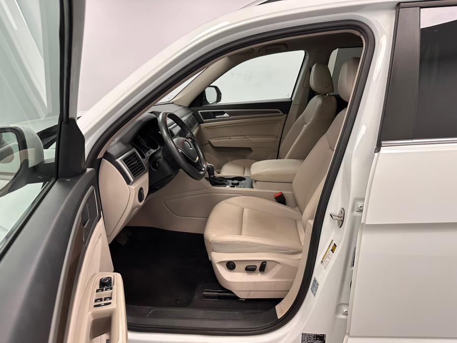 2019 Volkswagen Atlas 3.6L V6 SE w/Technology 4MOTION, available for sale in Linden, New Jersey | East Coast Auto Group. Linden, New Jersey 2019 Volkswagen Atlas 3.6L V6 SE w/Technology 4MOTION, available for sale in Linden, New Jersey | East Coast Auto Group. Linden, New Jersey