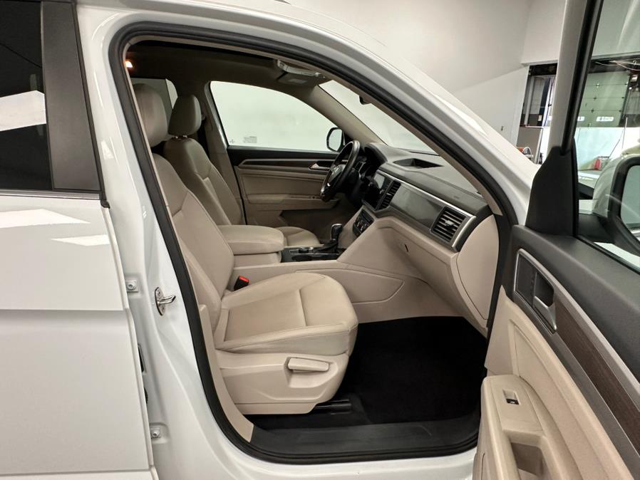 2019 Volkswagen Atlas 3.6L V6 SE w/Technology 4MOTION, available for sale in Linden, New Jersey | East Coast Auto Group. Linden, New Jersey 2019 Volkswagen Atlas 3.6L V6 SE w/Technology 4MOTION, available for sale in Linden, New Jersey | East Coast Auto Group. Linden, New Jersey