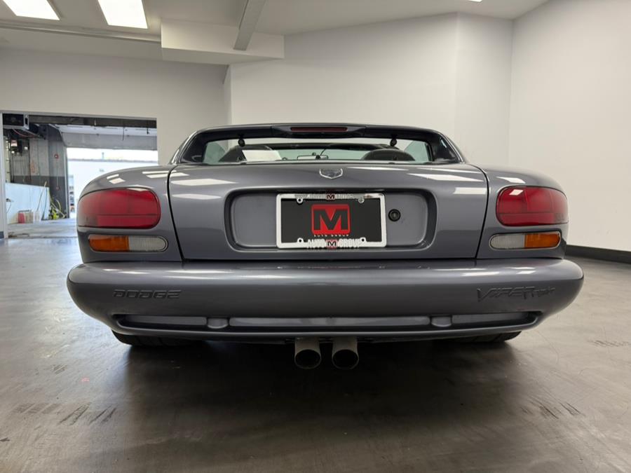 2000 Dodge Viper 2dr RT/10 Convertible, available for sale in Elizabeth, New Jersey | M Auto Group. Elizabeth, New Jersey 2000 Dodge Viper 2dr RT/10 Convertible, available for sale in Elizabeth, New Jersey | M Auto Group. Elizabeth, New Jersey