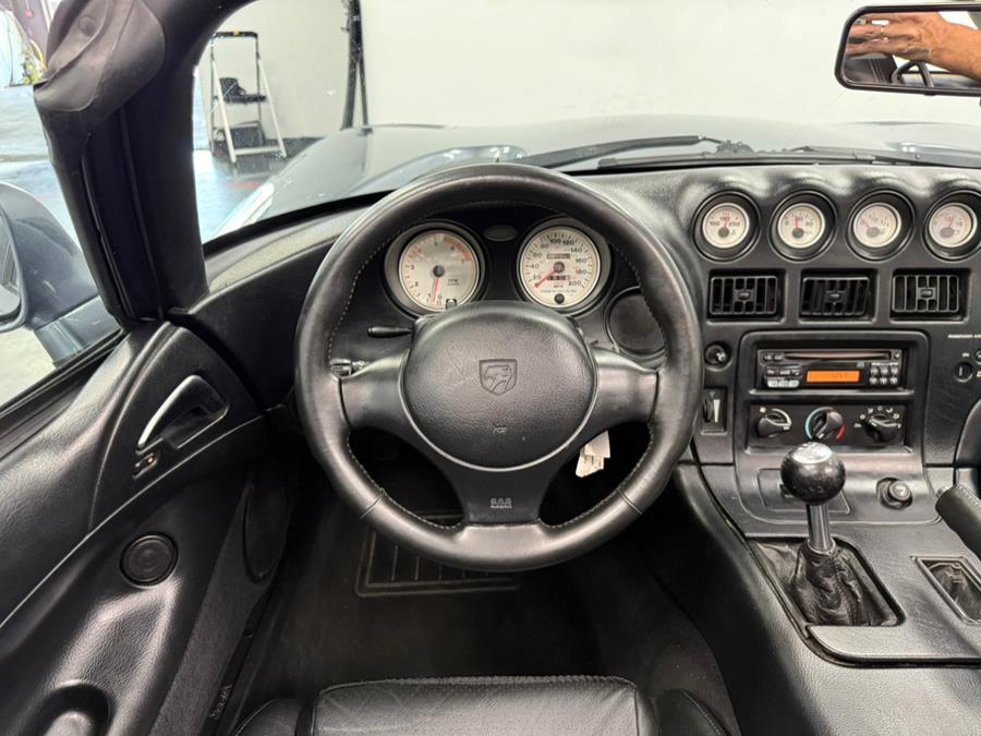 2000 Dodge Viper 2dr RT/10 Convertible, available for sale in Elizabeth, New Jersey | M Auto Group. Elizabeth, New Jersey 2000 Dodge Viper 2dr RT/10 Convertible, available for sale in Elizabeth, New Jersey | M Auto Group. Elizabeth, New Jersey