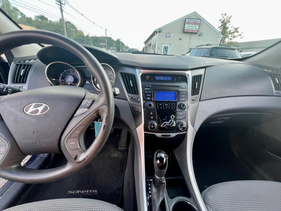 2013 Hyundai Sonata 4dr Sdn 2.4L Auto GLS, available for sale in Wallingford, Connecticut | Wallingford Auto Center LLC. Wallingford, Connecticut 2013 Hyundai Sonata 4dr Sdn 2.4L Auto GLS, available for sale in Wallingford, Connecticut | Wallingford Auto Center LLC. Wallingford, Connecticut