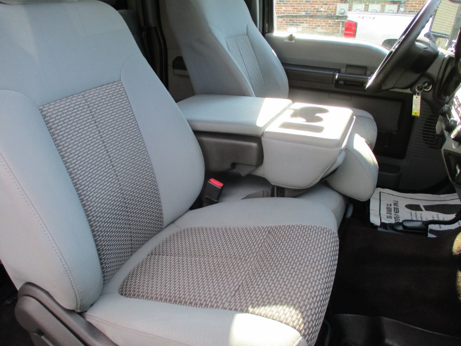2014 Ford Super Duty F-250 SRW 4WD SuperCab 142" XLT, available for sale in Suffield, Connecticut | Suffield Auto LLC. Suffield, Connecticut 2014 Ford Super Duty F-250 SRW 4WD SuperCab 142" XLT, available for sale in Suffield, Connecticut | Suffield Auto LLC. Suffield, Connecticut