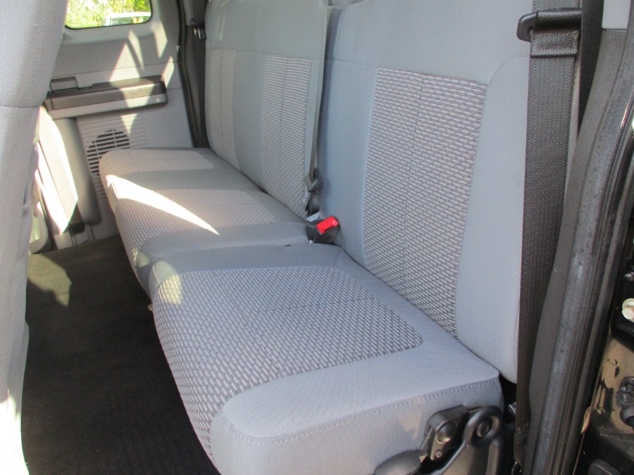 2014 Ford Super Duty F-250 SRW 4WD SuperCab 142" XLT, available for sale in Suffield, Connecticut | Suffield Auto LLC. Suffield, Connecticut 2014 Ford Super Duty F-250 SRW 4WD SuperCab 142" XLT, available for sale in Suffield, Connecticut | Suffield Auto LLC. Suffield, Connecticut