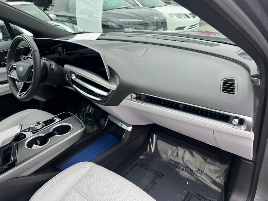 2023 Cadillac LYRIQ Debut Edition RWD, available for sale in Daly City, California | Green Light Auto Wholesale. Daly City, California 2023 Cadillac LYRIQ Debut Edition RWD, available for sale in Daly City, California | Green Light Auto Wholesale. Daly City, California