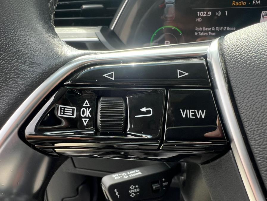 2022 Audi e-tron Premium Plus quattro, available for sale in Daly City, California | Green Light Auto Wholesale. Daly City, California 2022 Audi e-tron Premium Plus quattro, available for sale in Daly City, California | Green Light Auto Wholesale. Daly City, California