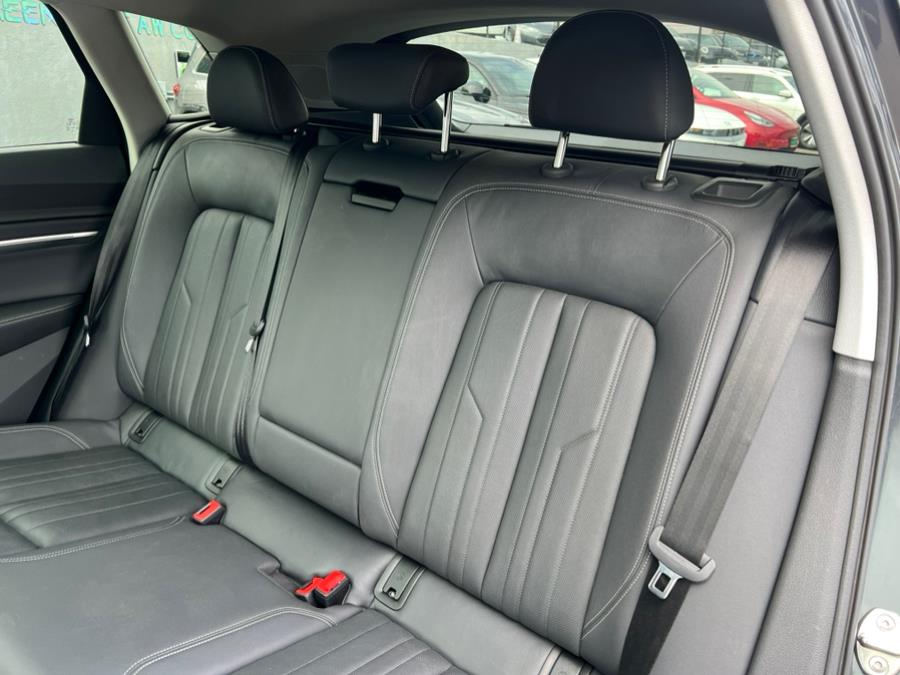 2022 Audi e-tron Premium Plus quattro, available for sale in Daly City, California | Green Light Auto Wholesale. Daly City, California 2022 Audi e-tron Premium Plus quattro, available for sale in Daly City, California | Green Light Auto Wholesale. Daly City, California
